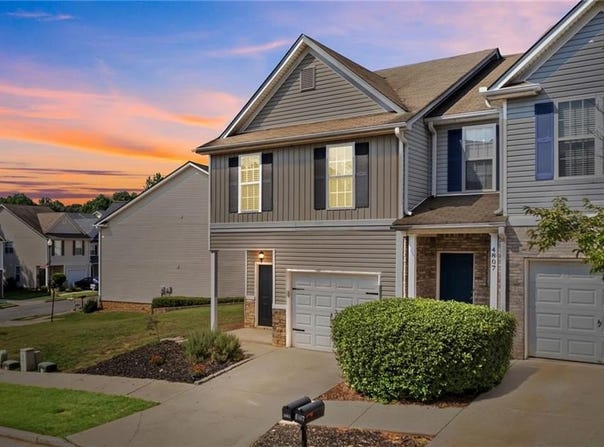 4805 Zephyr Cove Place, Flowery Branch, GA 30542