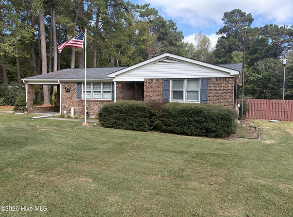 13367 Us 264 Highway E, Pinetown, NC 27865