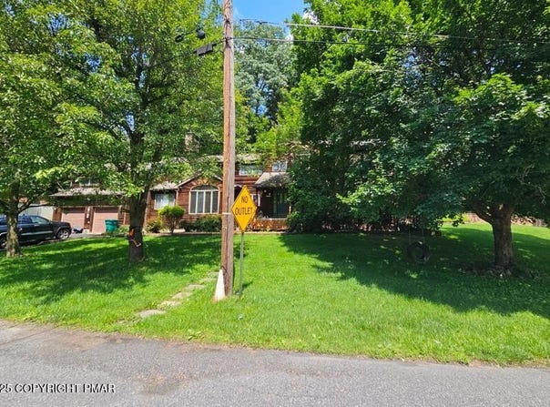 236 Secor Ave Street, East Stroudsburg, PA 18301