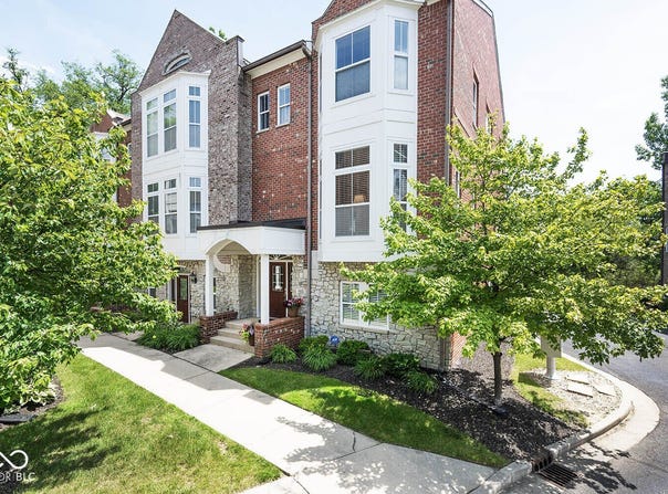 960 Brownstone Trace, Carmel, IN 46032