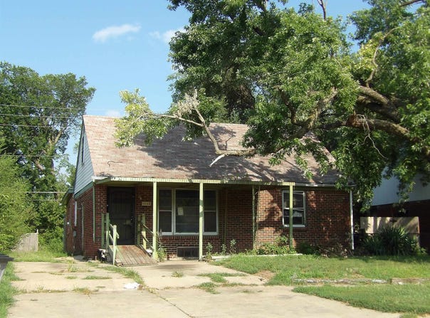 1932 N Minnesota Ave, Wichita, KS 67214