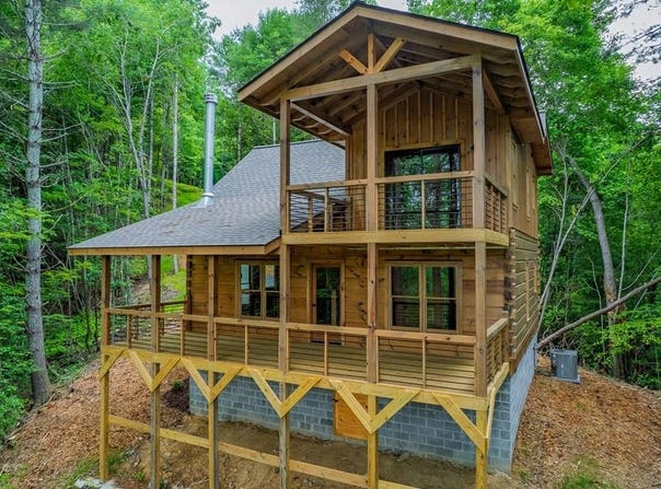 46 DJ Drive, Ellijay, GA 30540
