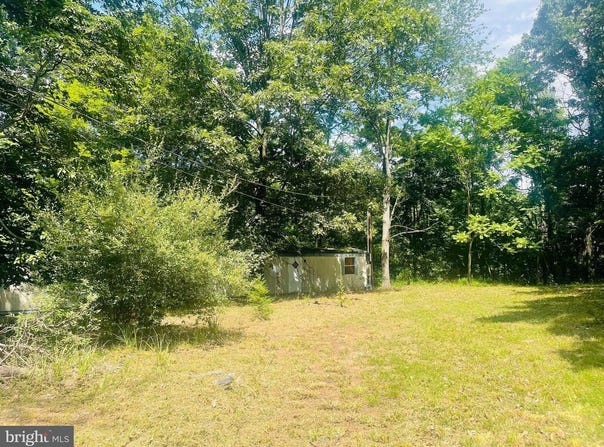 196 LOST RUN RD, LEVELS, WV 25431