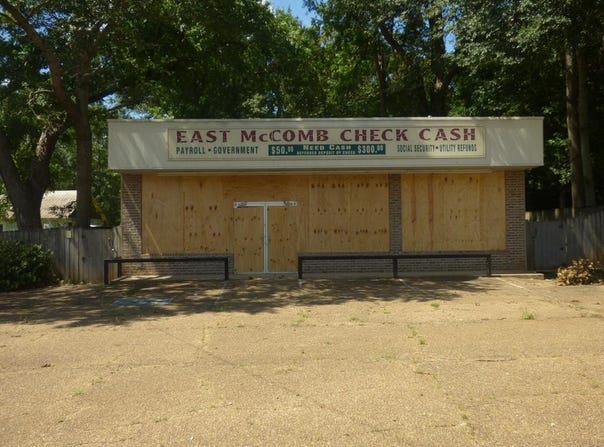 603 Pearl River Avenue, Mccomb, MS 39648