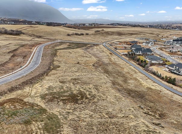 2116 S VALLEY VIEW Dr, Mapleton, UT 84664