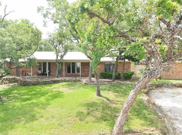 18 Tula Court, Nocona, TX 76255