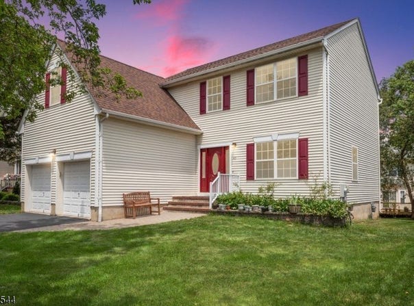 43 Wexford Way, Bridgewater Twp., NJ 08807-5592