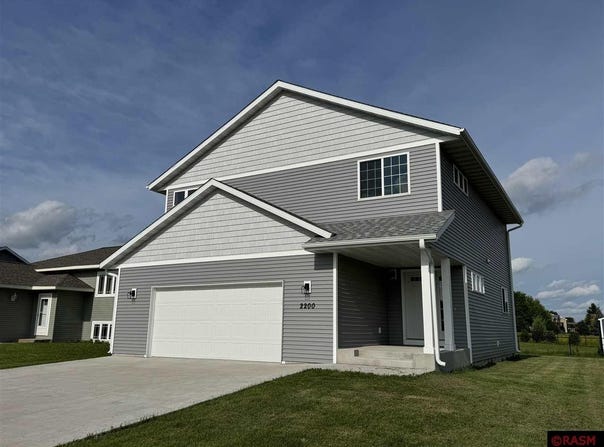 2200 Anchorage Drive, North Mankato, MN 56003