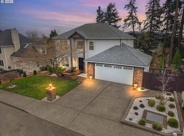 12988 SE BLUFF Dr, Clackamas, OR 97015