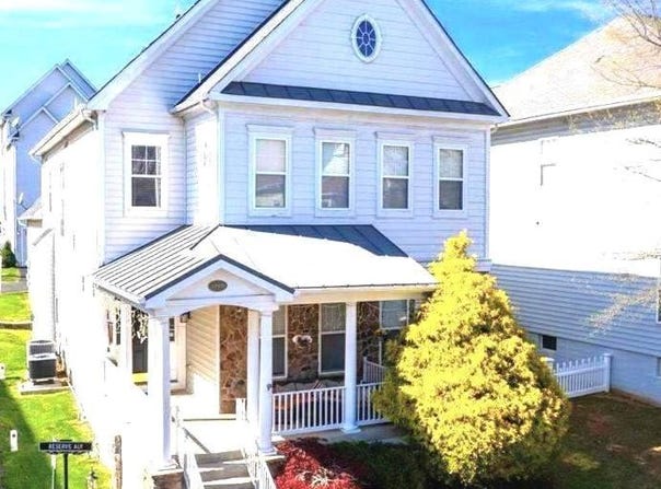 17571 LETHRIDGE Circle, ROUND HILL, VA 20141