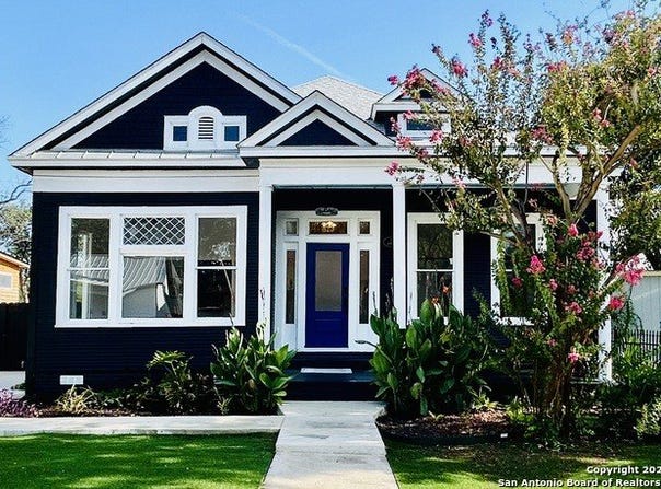 825 Burleson, San Antonio, TX 78202