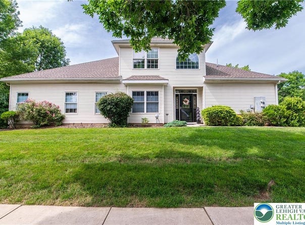 18 Kent Lane, Palmer Twp, PA 18045