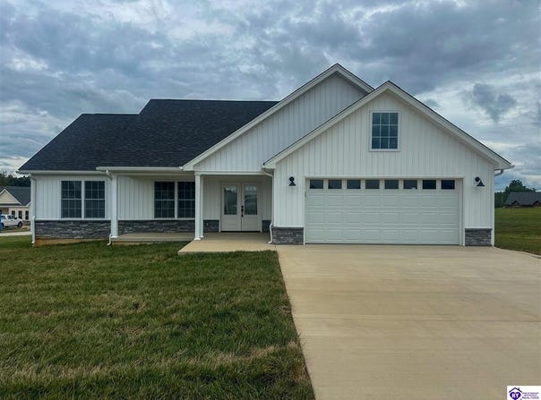 333 Paige Meredith Parkway, Brandenburg, KY 40108