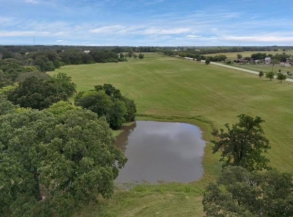 8244 S FM 148, Scurry, TX 75158