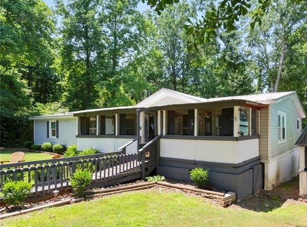 419-425 Chesapeake Trail, Pickens, SC 29671