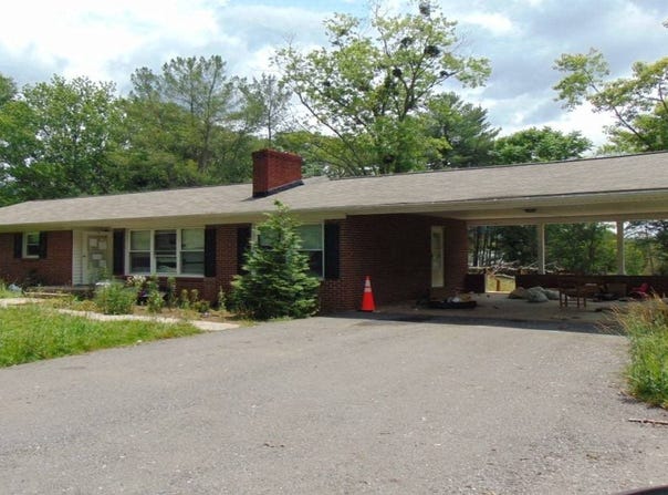 4531 NC 268 HWY, Pilot Mountain, NC 27043