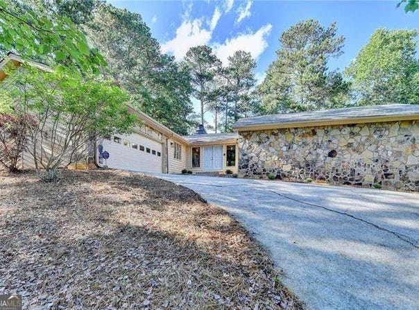 3070 Ascot, Roswell, GA 30076