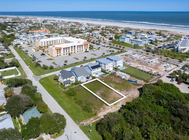126 4Th St, St Augustine, FL 32080