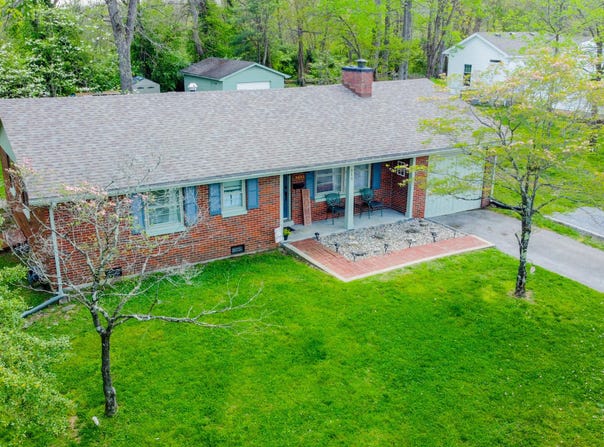 212 Williamsburg Court, Danville, KY 40422
