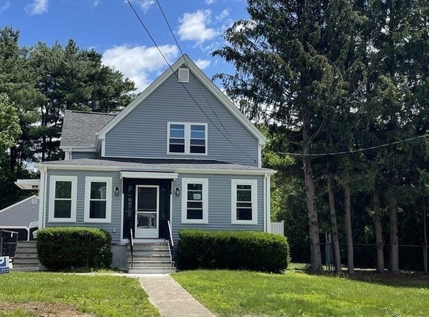 131 Spruce St, Abington, MA 02351