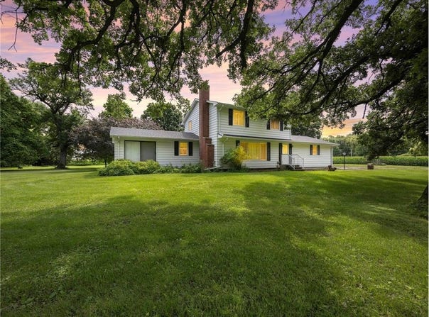 17304 Major Avenue, Hutchinson, MN 55350