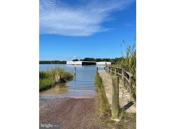 10C 9 3 18 FOREST GROVE SECTION, COLONIAL BEACH, VA 22443