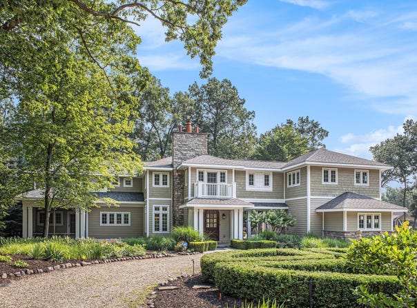 45308 Fairway Drive, New Buffalo, MI 49117