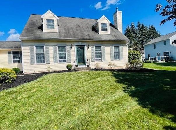 35 Amsterdam, Glenmont, NY 12077