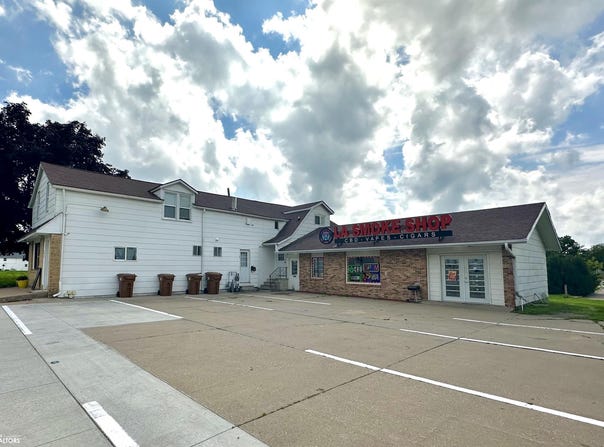 705 West Street, Grinnell, IA 50112