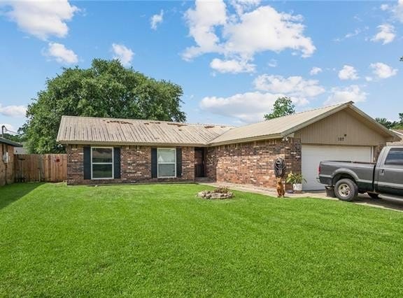 107 HERITAGE Circle, Slidell, LA 70458