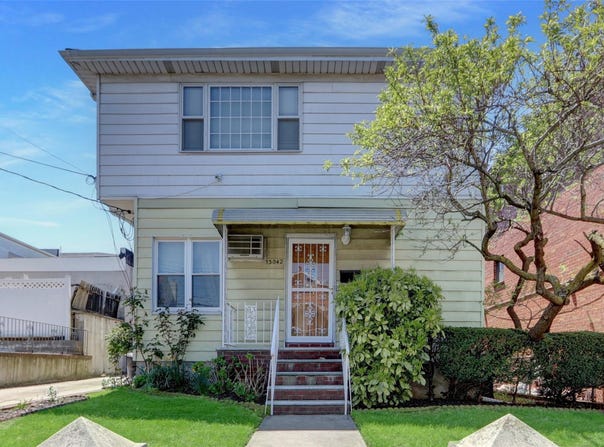 13042 NW 59th Avenue, Flushing, NY 11355