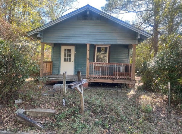 228 4th Ave., Thomasville, GA 31792