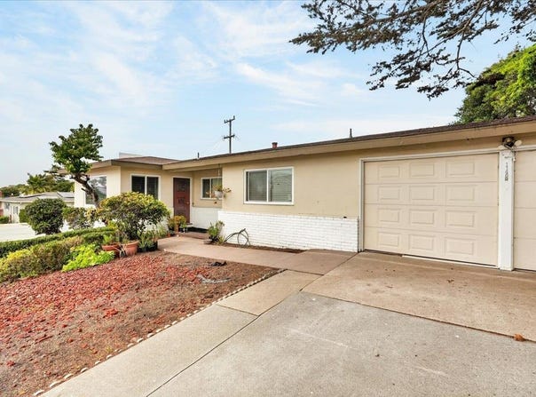 1148 Modoc ST, SEASIDE, CA 93955