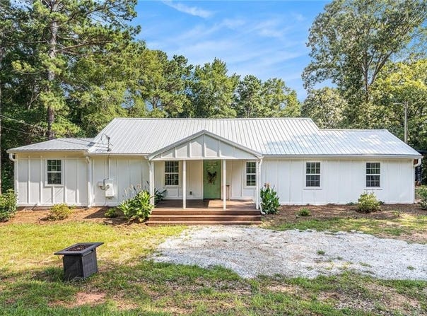 407 Johnstonville Road, Barnesville, GA 30204