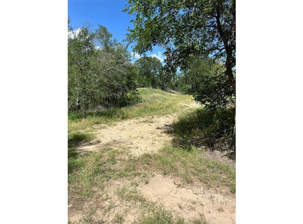 715 N Silver ST, Burnet, TX 78611