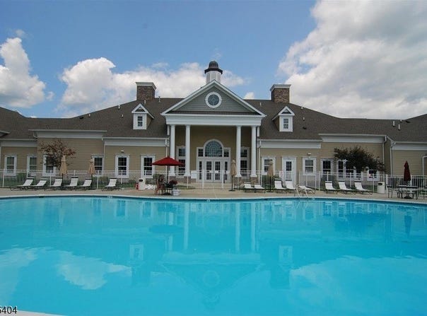 2208 Pierce Ln, Rockaway Twp., NJ 07866