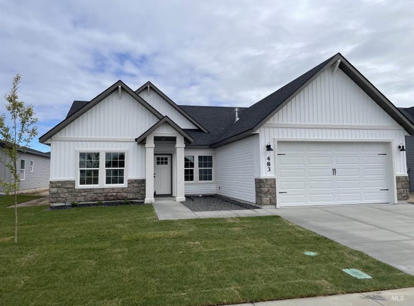 483 Hope Ave, Twin Falls, ID 83301-2013