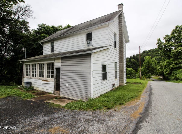 533 SHOLDER ROAD, Williamsport, PA 17701