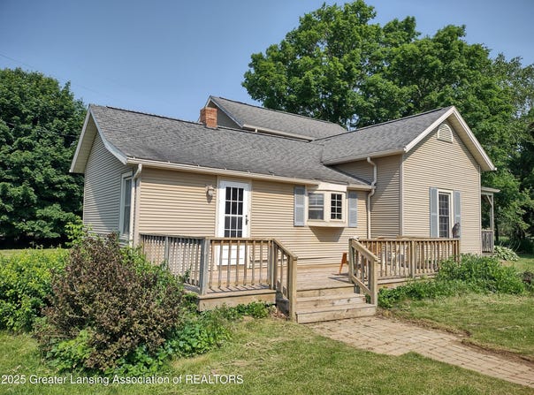 16711 Stark Road, Springport, MI 49284