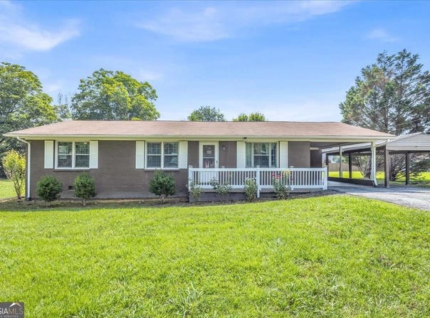 129 Green Meadow, Calhoun, GA 30701