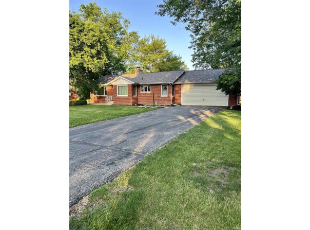 322 N BENTON ST. Street, Goodland, IN 47948
