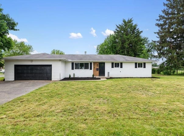 215 Stockbridge Road, Columbus, OH 43207