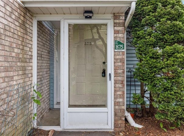 875 Halifax Drive, Warwick, RI 02886