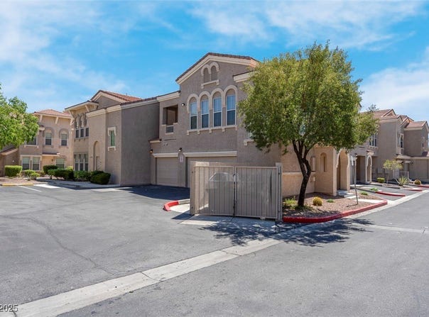 10550 W Alexander Road, Las Vegas, NV 89129