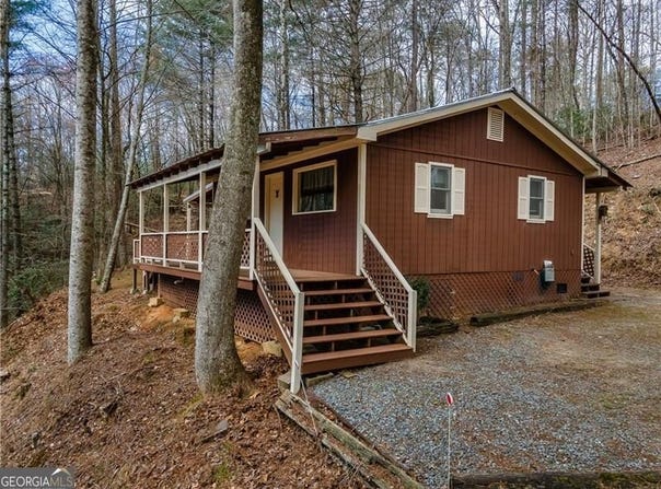 3185 Old Flat Branch, Ellijay, GA 30540