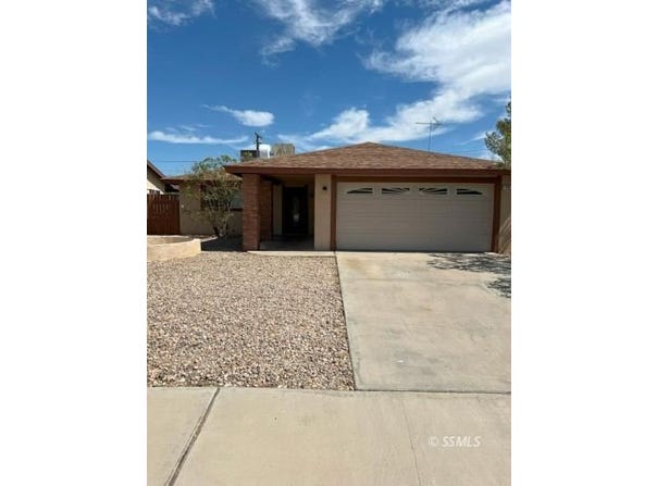 532 Sydnor AVE, Ridgecrest, CA 93555