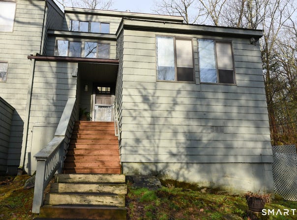 215 Ledge Drive, Torrington, CT 06790