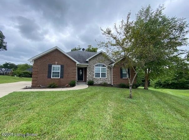 113 Nashville Dr, Coxs Creek, KY 40013