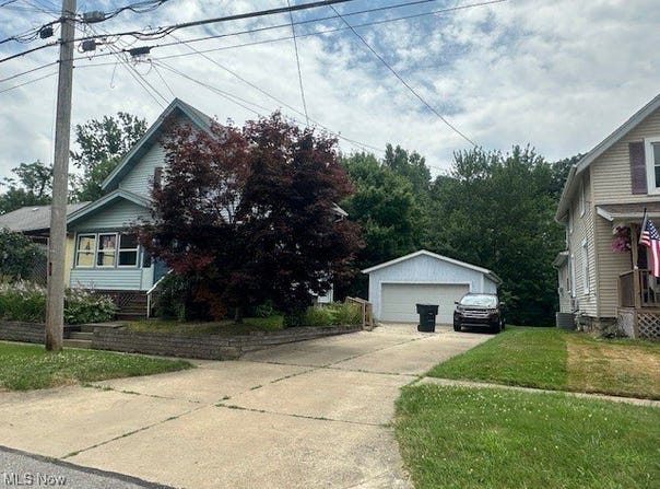 195 Water Street, Wadsworth, OH 44281