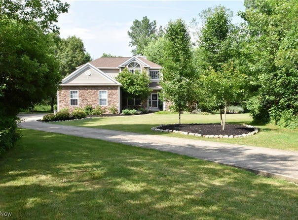8025 Wadsworth Road, Wadsworth, OH 44281